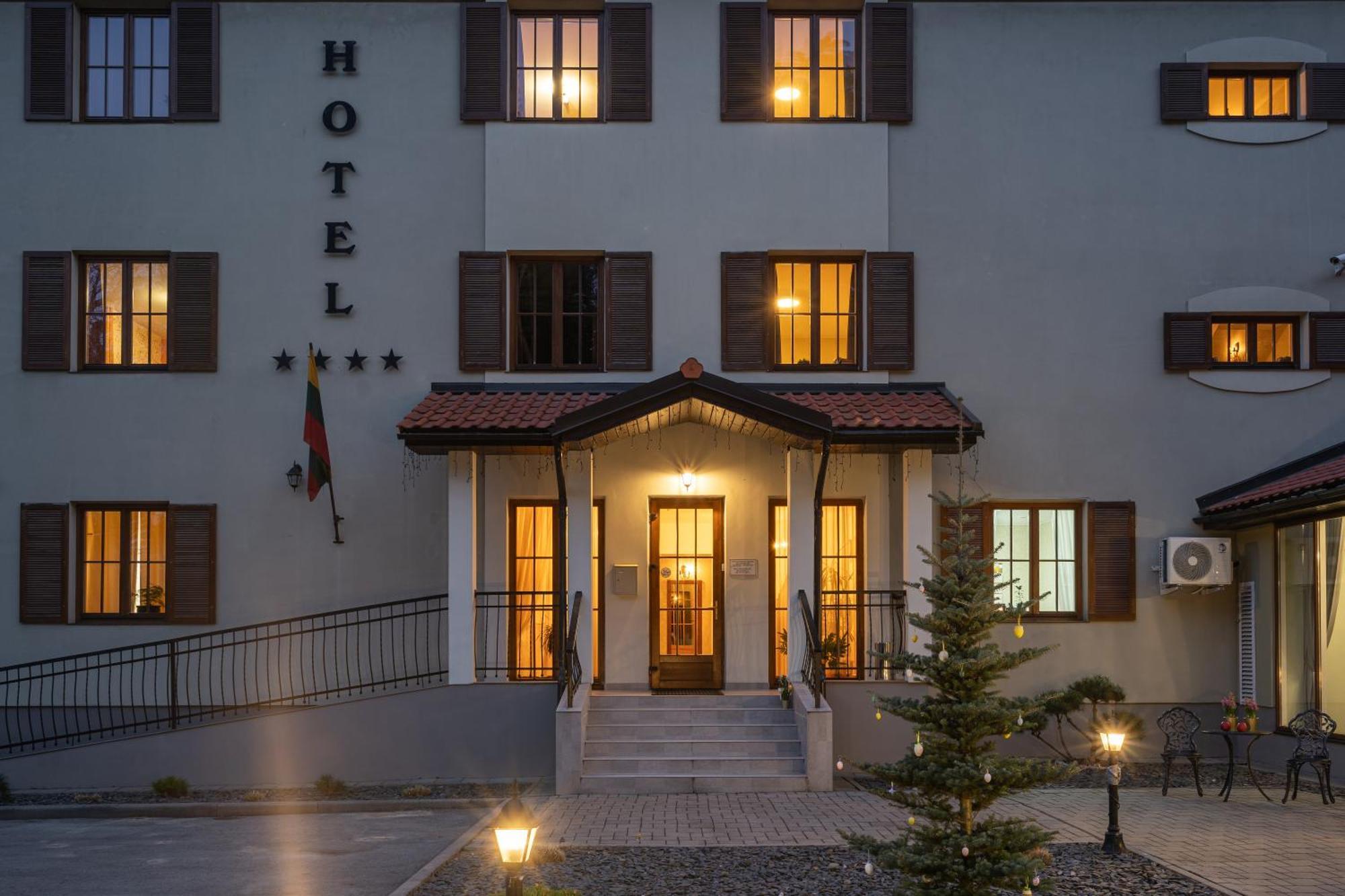 Hotel Pusyno Namai Tirkšliai Exterior foto